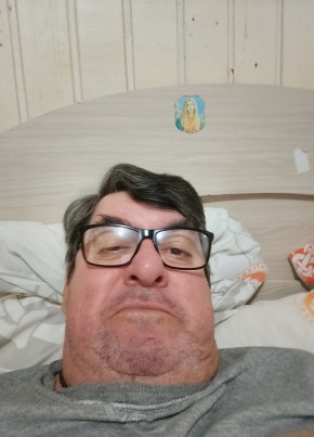 LUIZ Antônio из Porto Alegre 66 лет