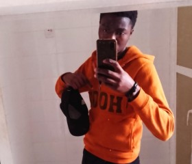 William, 19, Iringa