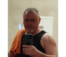 Igor, 58, Saint Petersburg