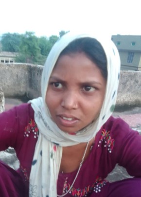 riya, 34, India, Delhi