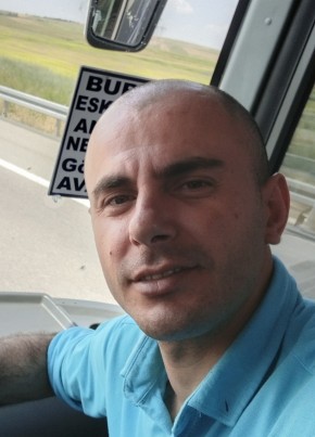 Turan из Bursa 33 года