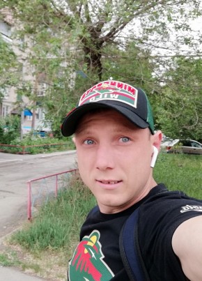 Антон, 33, Россия, Еманжелинский