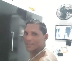 Francis, 37 лет, São Sebastião