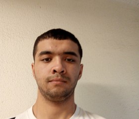 John, 21, Tokyo