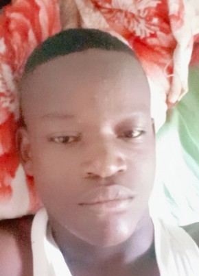 Mathias kiloma, 24, Tanzania, Dar es Salaam