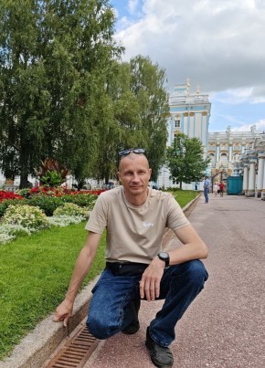 Павел из Мурманска 46 лет