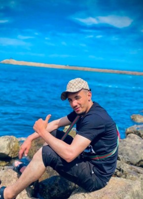 Rachid из Oran 33 года
