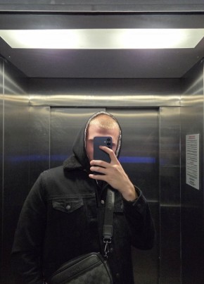 Ivan из Новосибирска 21 год