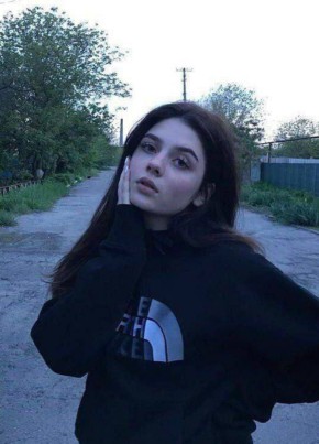 . 𓏺 𝖹𝖺, 19, Lebanon, Beirut