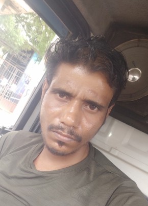 Sarkhan, 32, India, Delhi
