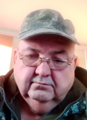 Миша, 61, Россия, Стрежевой