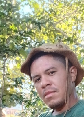 Daniel из Teresina 23 года
