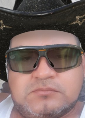 José escobar из Jalapa 45 лет