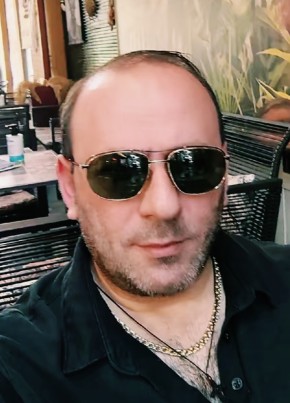 Anton Maxeridis из Νομός Κιλκίς 44 года