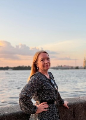 Мила из Санкт-Петербурга 54 года