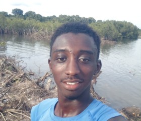 Bakary, 23, Brikama