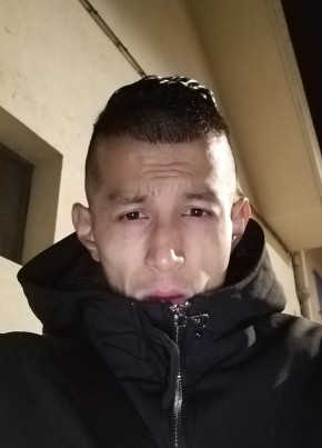 Cris, 35, République Française, Agde