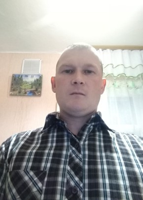 Денис, 41, Россия, Калуга