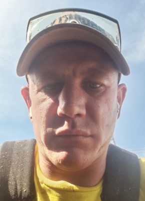 Андрей из Чехова 34 года