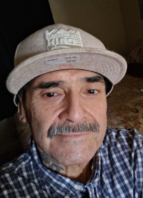 Chivo из Sacramento 64 года