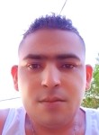 Luis, 31, Fundacion