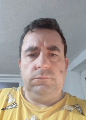 Radulescu Gabrie, 45, Romania, Buzău