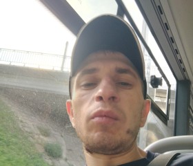 Oleg, 39, Kazan