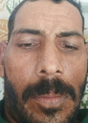 M mhussain Ali из Kuala Lumpur 18 лет