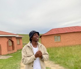 Lethu, 28, East London