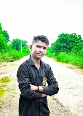 Sunil Ahire, 20, India, Dhule