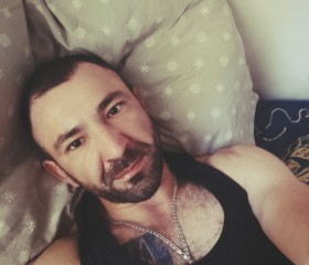 Alex, 32, Lodz