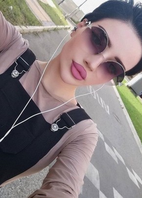 Алия, 25, Россия, Назрань