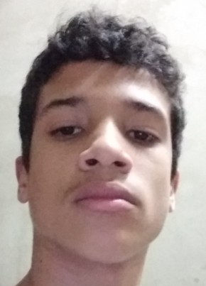 Alisson, 22, República Federativa do Brasil, São Mateus