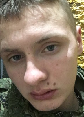 Максим, 20, Россия, Нижнегорский