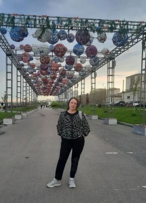 Наталья из Саратова 49 лет