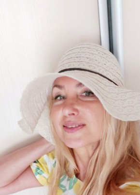 Ольга, 53, Россия, Новороссийск