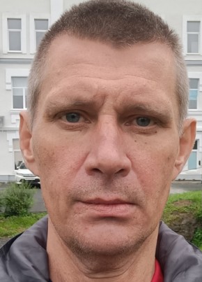 Илья из Владивостока 54 года