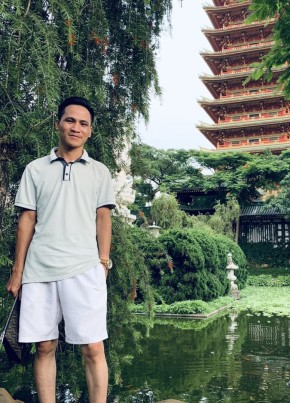 Louis Lê, 32, Vietnam, Ho Chi Minh City