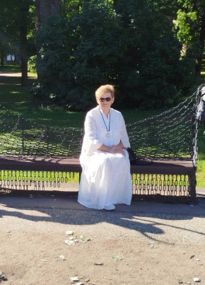 Марина из Сыктывкара 65 лет