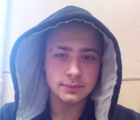 Lev Glebov, 20, Ostashkov