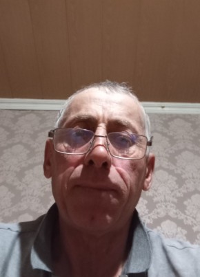 Мага из Кизляра 56 лет