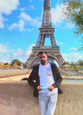 Mohammed Irfan, 26, République Française, Pierrefitte-sur-Seine