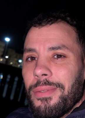 Meddah Ahmed из Mostaganem 33 года