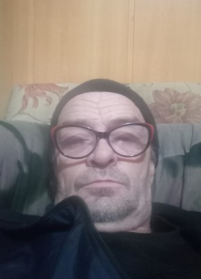 Александр из Сочи 48 лет