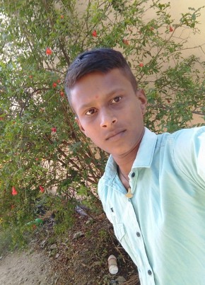 Suraj, 18, India, Solapur