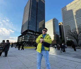 Erdenebat, 34, Urayasu