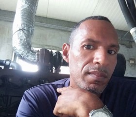 Marcos ant, 49, Cativa