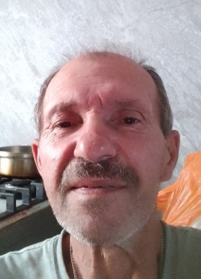 Алик из Майкопа 62 года
