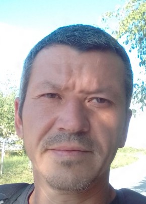 Ильнур, 44, Россия, Губаха