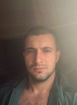Memet, 25, Simferopol